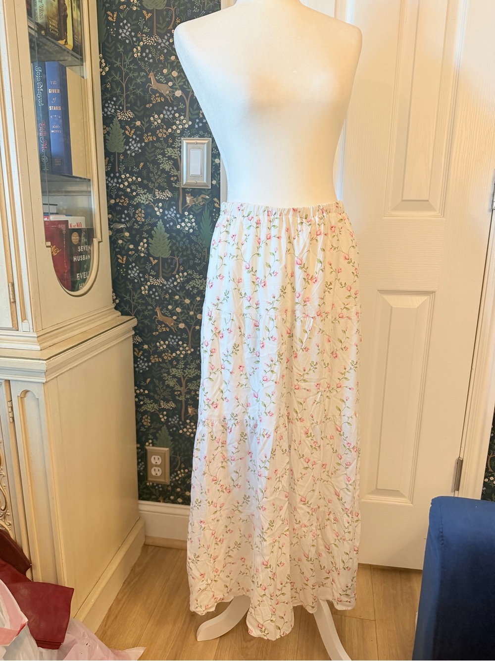 Forever 21 Cream Maxi Skirt with Pink Floral Print